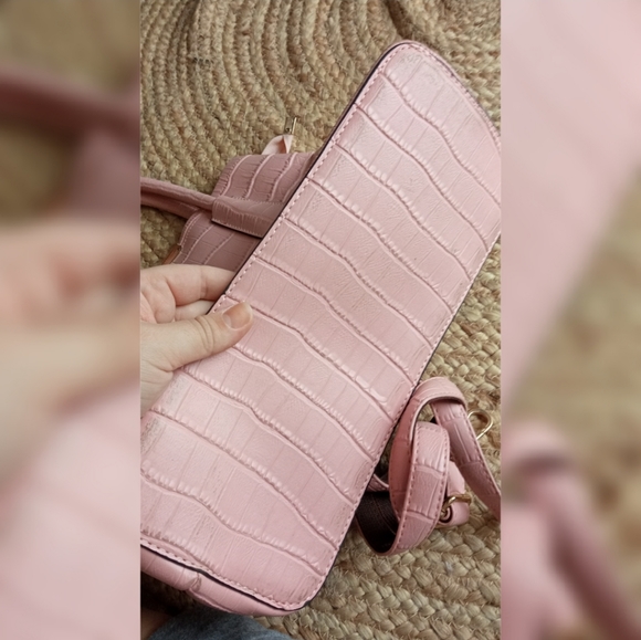 Baby Pink Crock Satchel Handbag As New - Picture 16 of 16